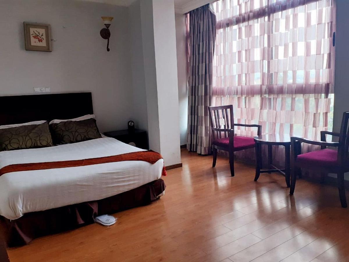 Amenities Hotel Αντίς Αμπέμπα Εξωτερικό φωτογραφία